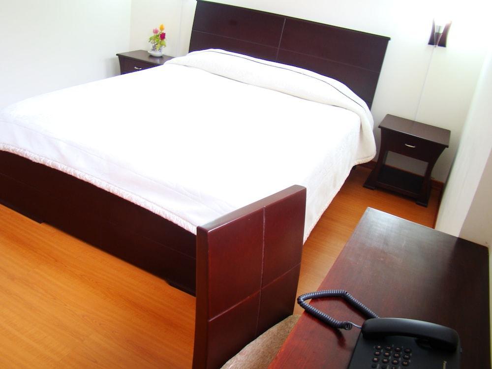 Hotel Arena Plaza Bogota Bagian luar foto