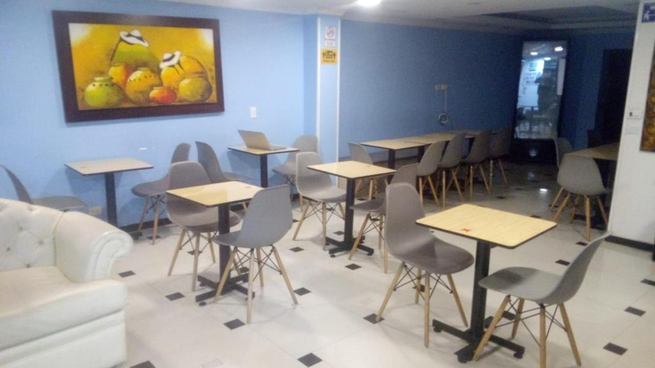 Hotel Arena Plaza Bogota Bagian luar foto