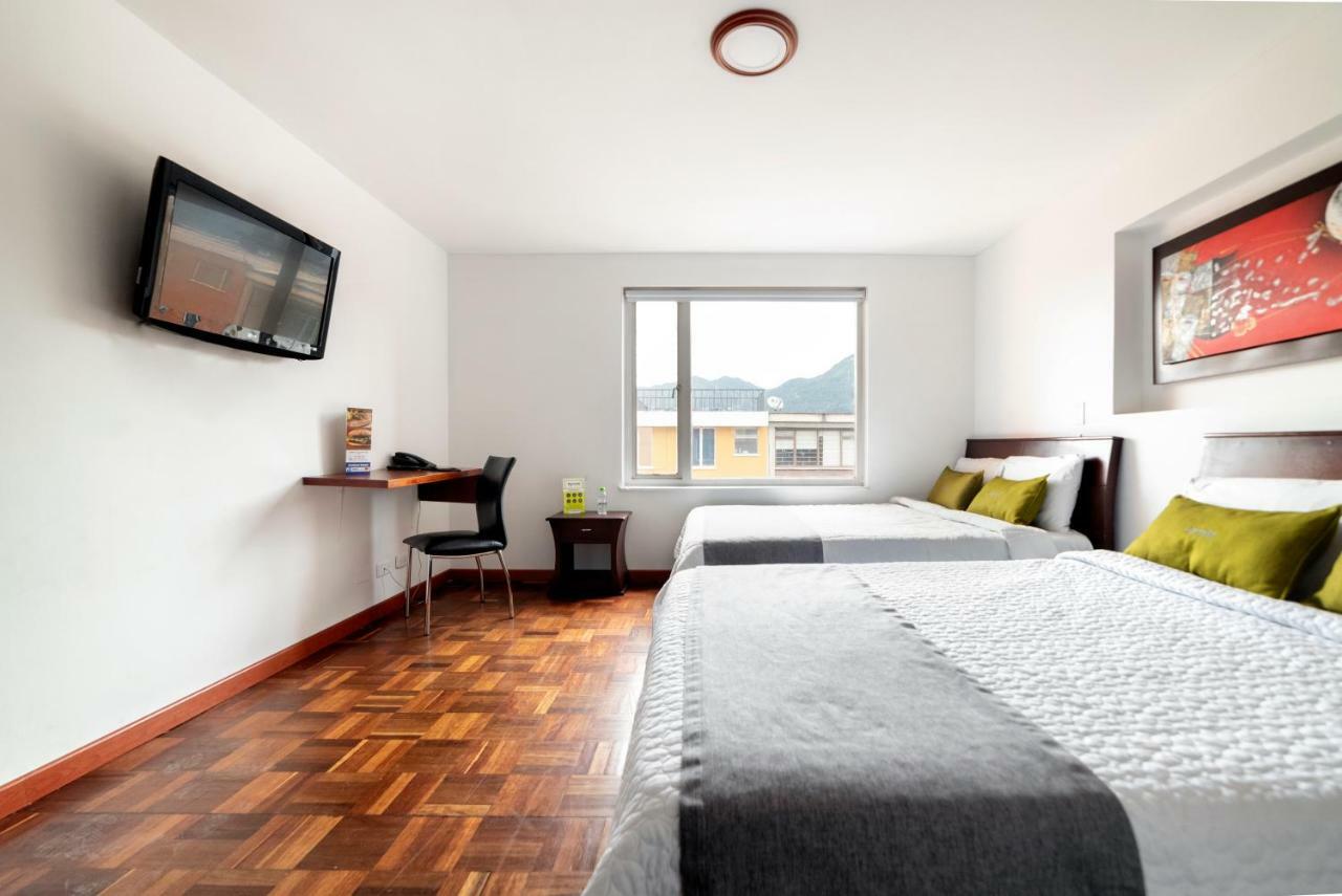 Hotel Arena Plaza Bogota Bagian luar foto