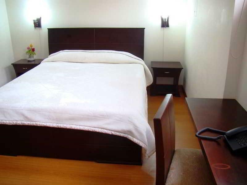 Hotel Arena Plaza Bogota Bagian luar foto